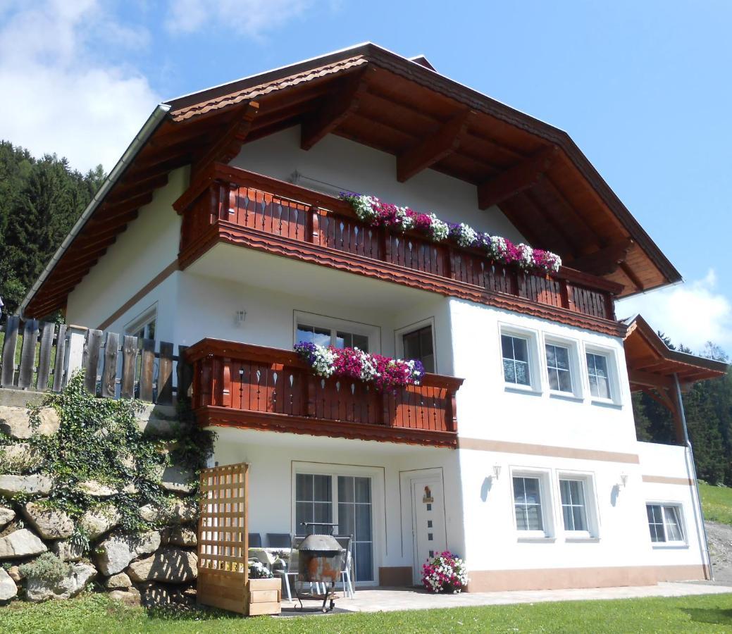 Ferienwohnung Michaela Flattach Bagian luar foto